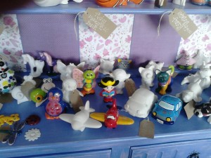 Selection of critters 'n' creatures for you to paint at Elsie's